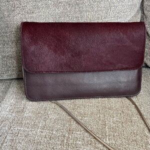 Massimo Dutti Deep Leather Clutch